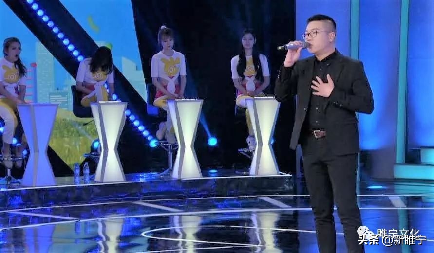 睢宁的这个小伙子就是牛，在央视舞台上现场做披萨、飙歌