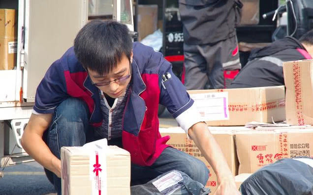 超市为什么会免费收快递,超市为什么免费代收快递