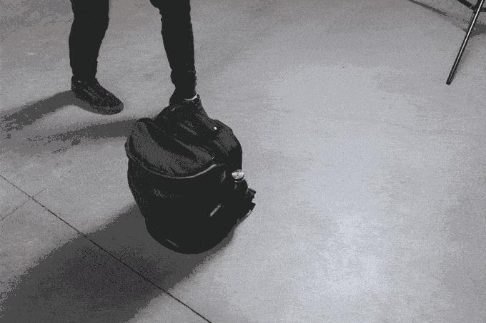 能装下所有快递的箱子,可以装快递袋的包包