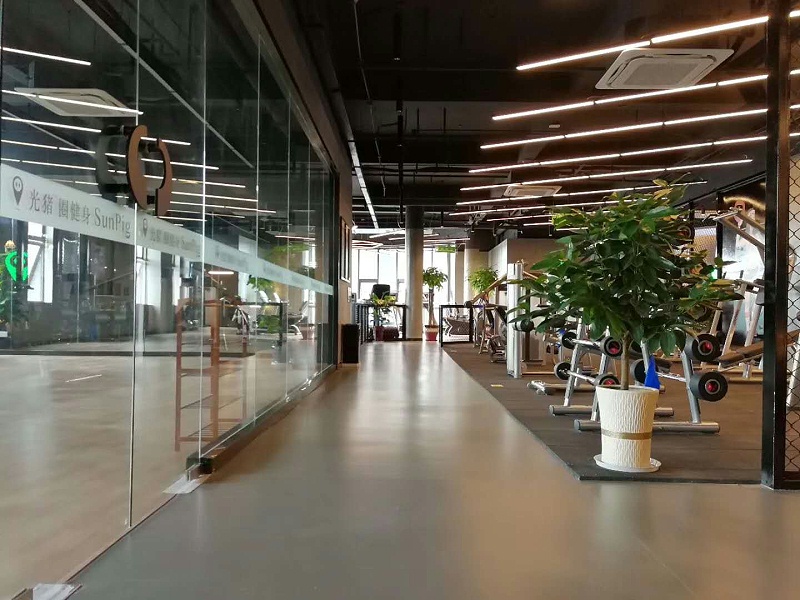 地板革和地板胶怎么比较,地板革和地板胶哪个更好