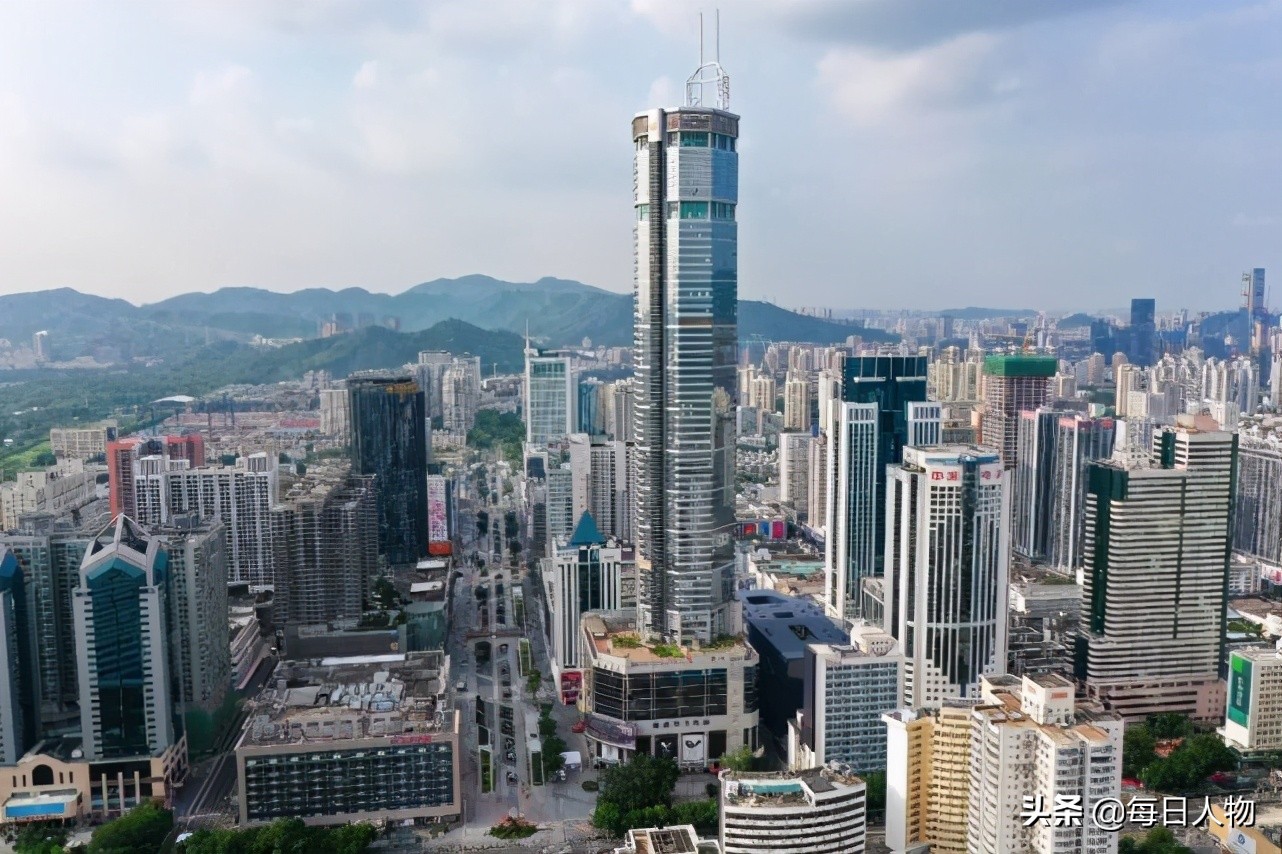 深圳赛格大厦晃动用户视频,晃动的深圳大厦