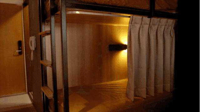 他花2.3亿造最美大学寝室，鼓励男女混居：这代年轻人别刻意吃苦