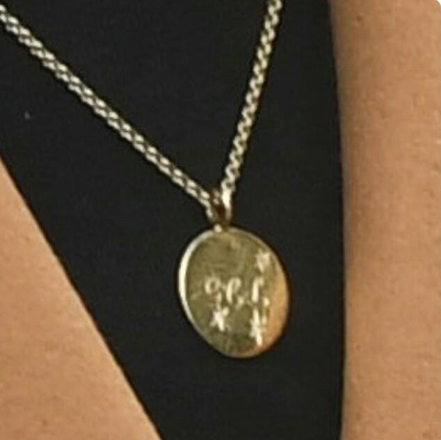 英国王妃凯特最新服装zara,凯特王妃最新出席活动戴的珠宝