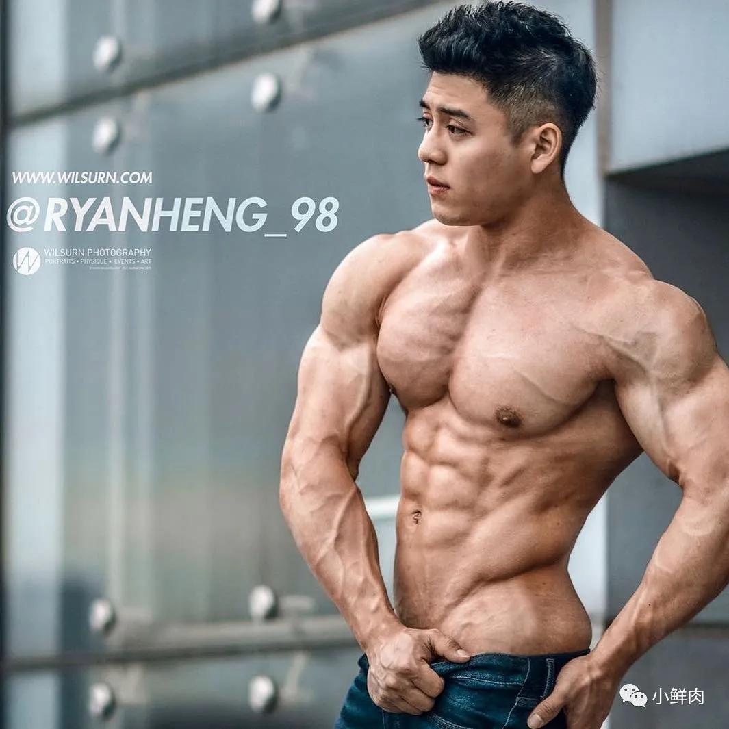 17岁变成肌肉男,17岁肌肉巅峰