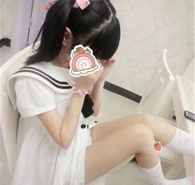 00后小女孩晒照,00后女孩晒照片