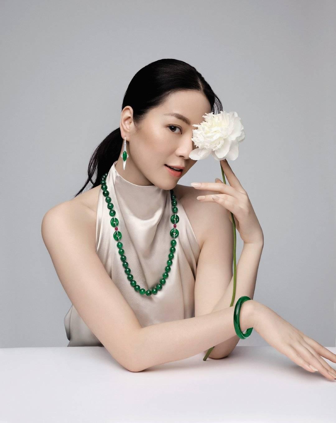 顶级珍珠翡翠手镯,顶级翡翠水晶手镯图片