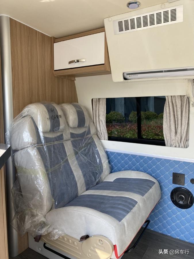 2020款福田g9加长版房车5.99米,18座福田g9二手车