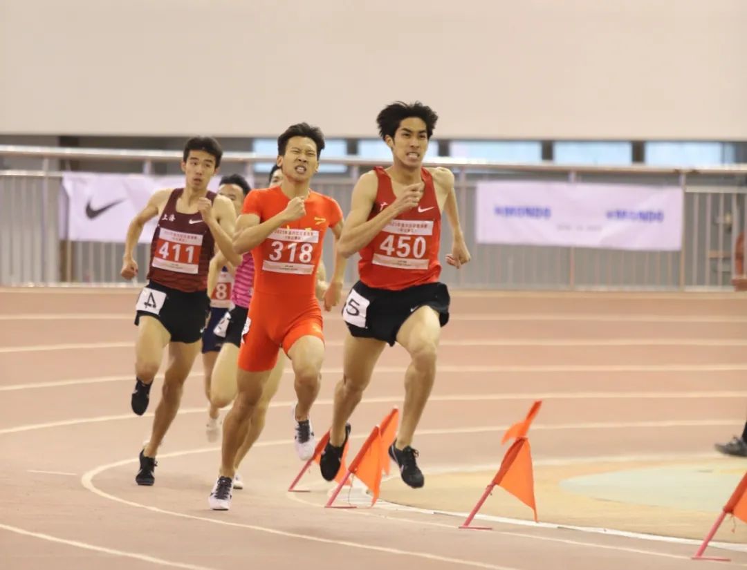 小学生1500米跑成绩标准,怎样提高1500米速度和耐力