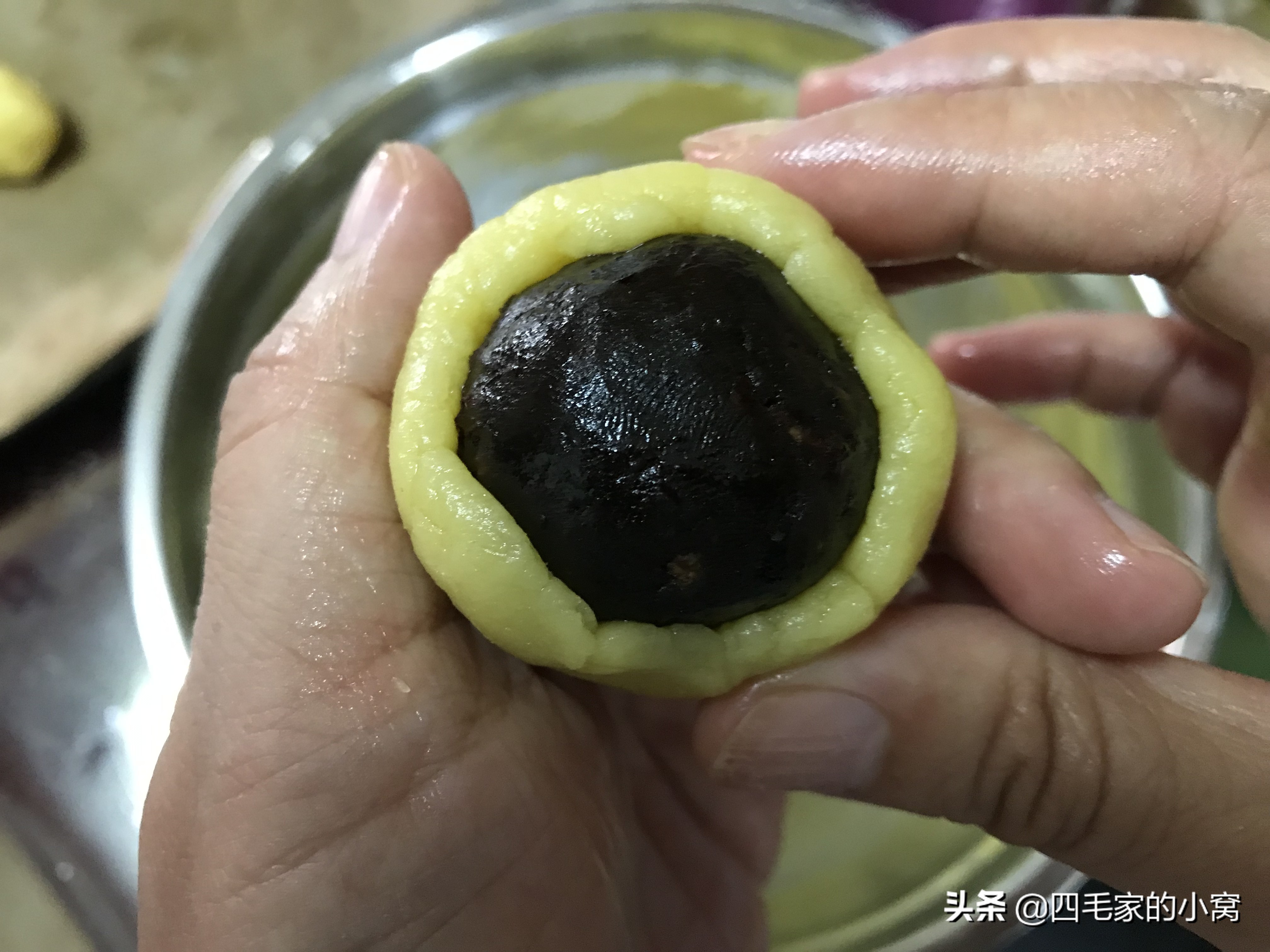 怎样做酥皮月饼最简单的方法,桃酥皮月饼的制作过程视频