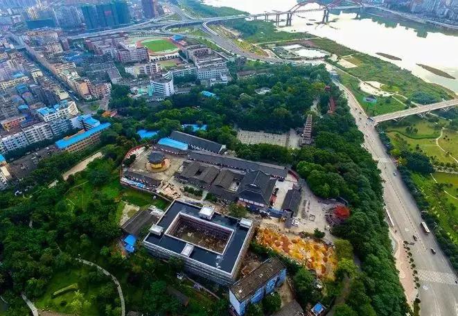 南充四大商圈哪个好,南充未来5年最好地段