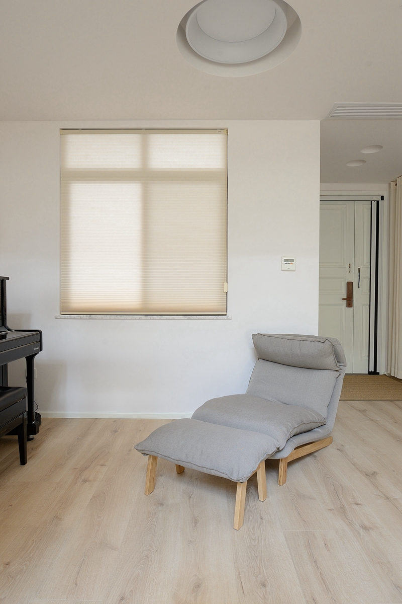 小城的生活简简单单普普通通,很向往学生时代的生活