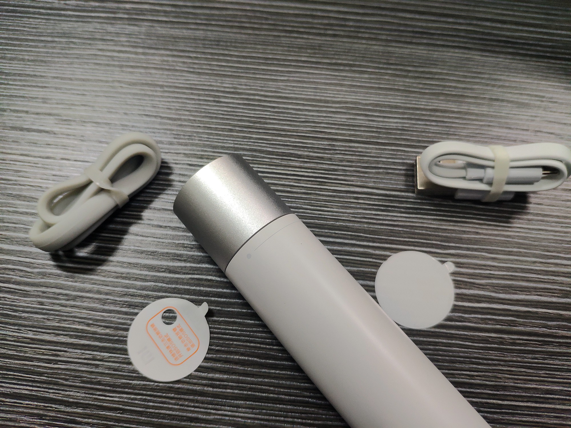 小米新款多功能手电筒,小米多功能手电筒