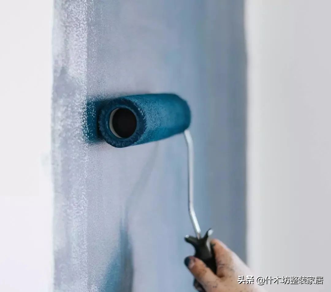 家具发黑发霉是什么原因引起的,家具晒变色了怎么处理