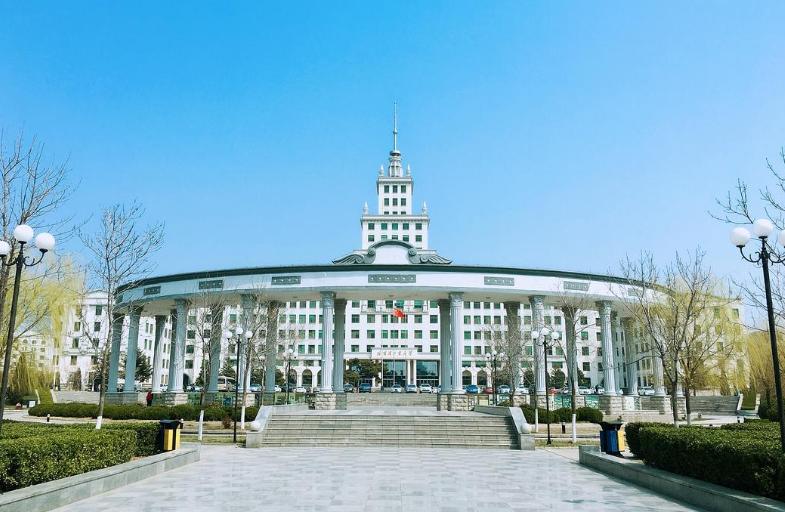 吉大和东北大学哪个好,哈工大和西工大哪个大学好