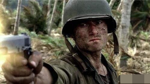 美军战场携带手枪,美军普通士兵装备手枪吗