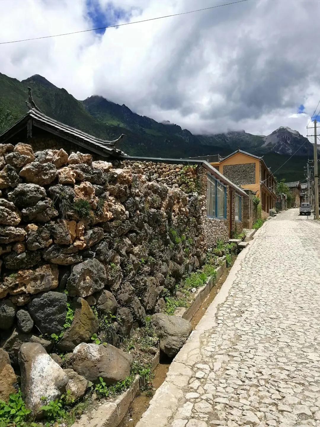 一家三口的田园生活,一家三口在大理的田园边租房15年