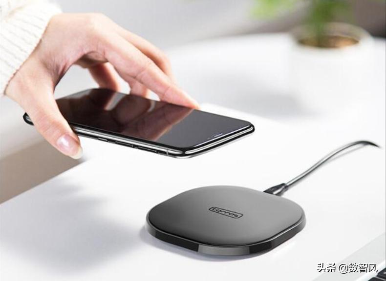 手机无线充电是鸡肋还是真有必要,手机无线充电的优缺点详解