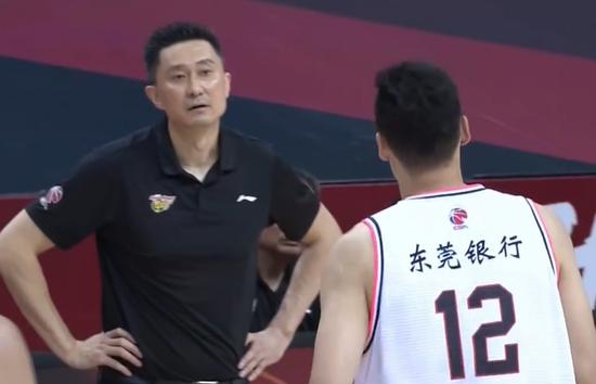 辽粤大战苏伟犯规,苏伟辽粤大战