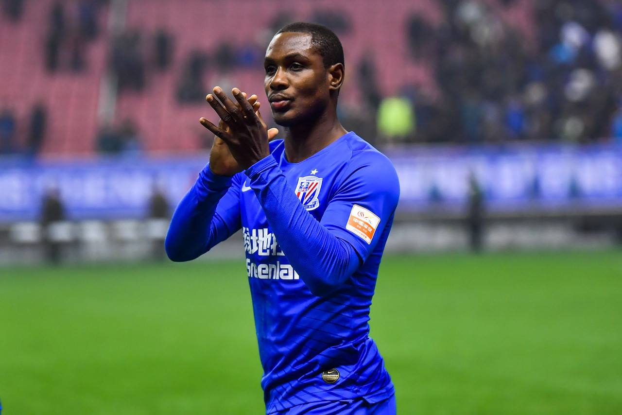 非洲球员工资排行榜：前两名都来自中超，萨拉赫才第三