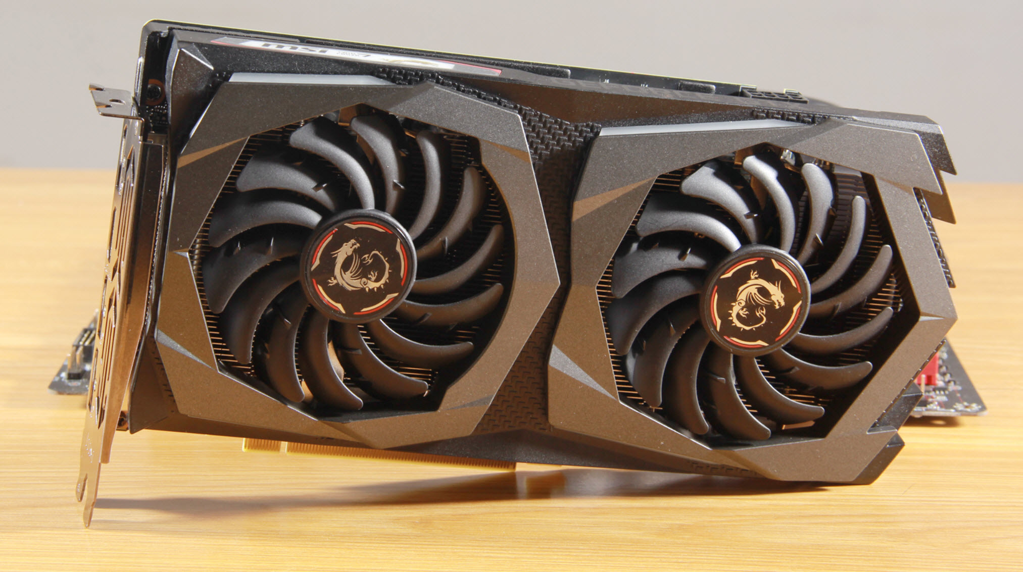 这个大便宜不是谁都能赶得上的,全看你当初有没有在主板上省钱