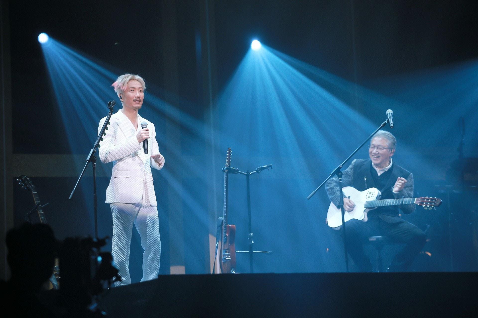 郑中基机场醉酒,郑中基历史记录