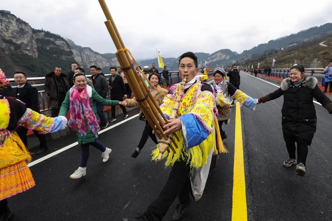 彪炳史册历史性成就,彪炳峨边脱贫攻坚史册