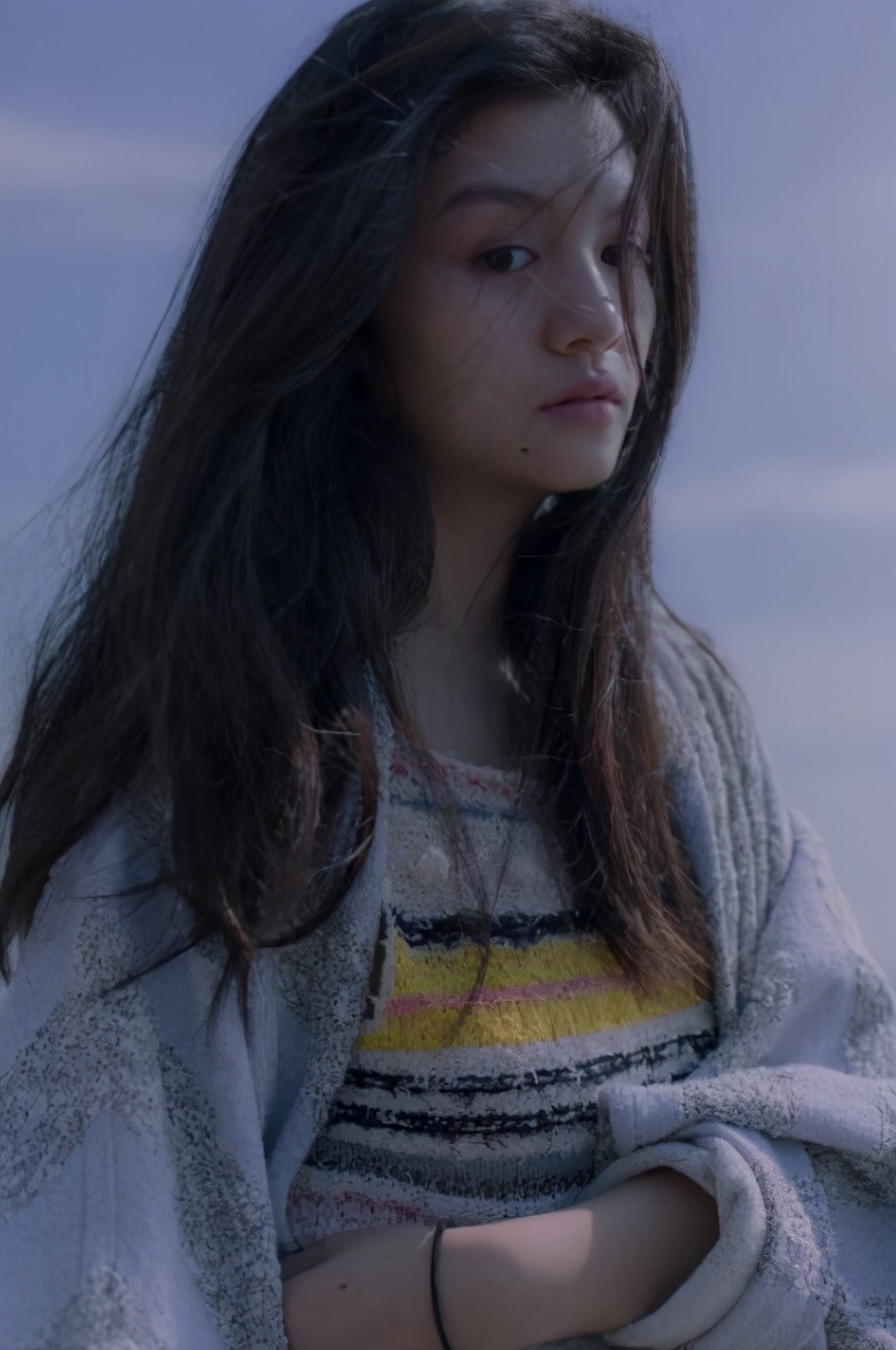 小松菜奈耐看型,小松菜奈气质冷艳