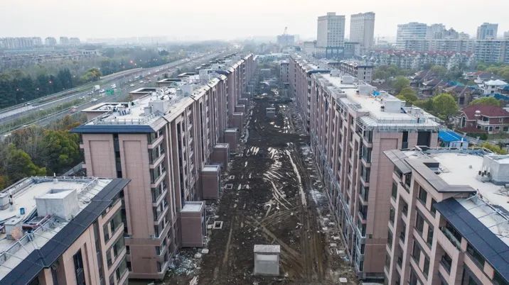 绿洲康城亲水湾开盘一房一价表,绿洲康城亲水湾两房两厅样板房