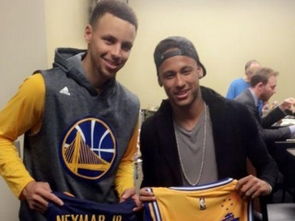 库里和科比打篮球,打篮球和踢足球哪个长个子