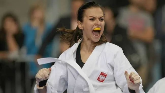 欧洲杯“最撩人”10大球星女伴：大都是超模，C罗女友曾当过保姆