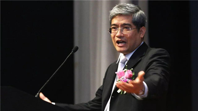 郎咸平揭露中国保险业的骗局,郎咸平是如何一步步跌落神坛的