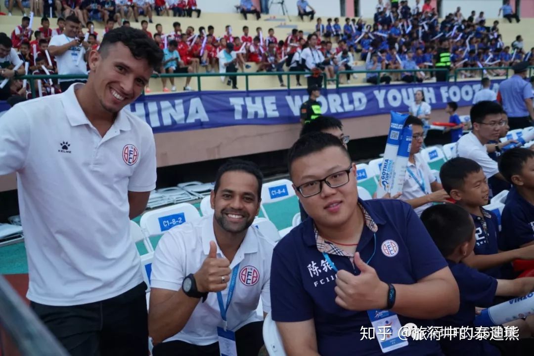 2022年真实的中国足球青训,我的足球成长经历视频