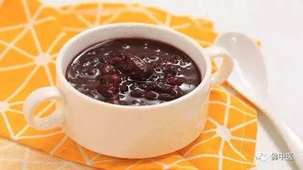 使用牙线会使牙缝变大吗,小孩用牙线牙缝会变大吗