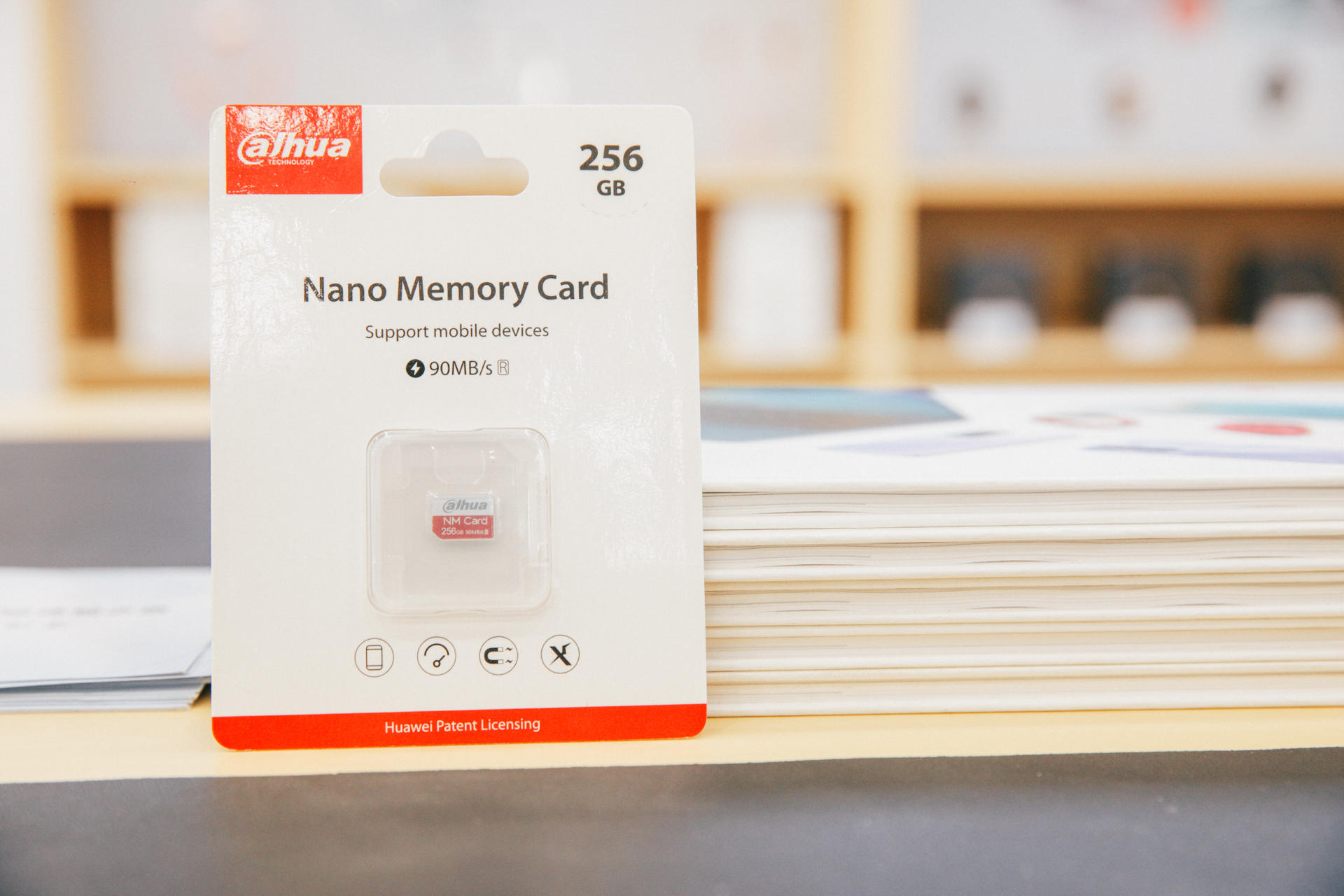 华为手机扩容用哪个品牌的nm卡,华为p20支持nm内存扩容吗