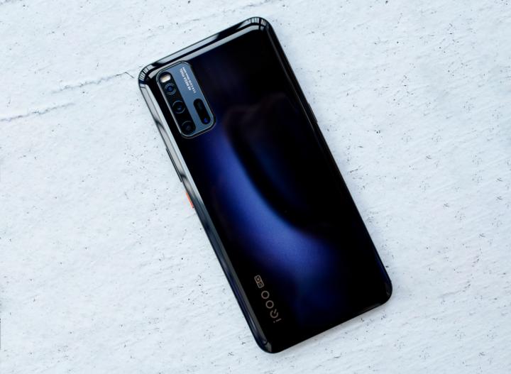 生而强悍vivoiqoo新品全面解读,iqoo3全面曝光配置任性问鼎旗舰