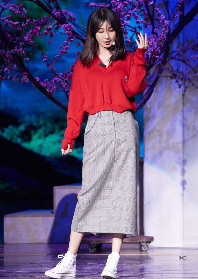 李菲儿的冬季穿搭,李菲儿包臀裙搭配