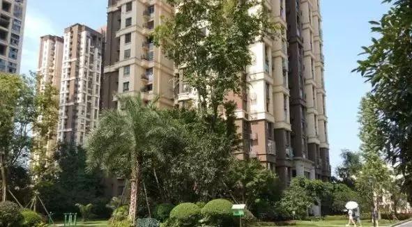 「企鹅前线」这件事不需要讨论,听我的,看看这个二手房榜单