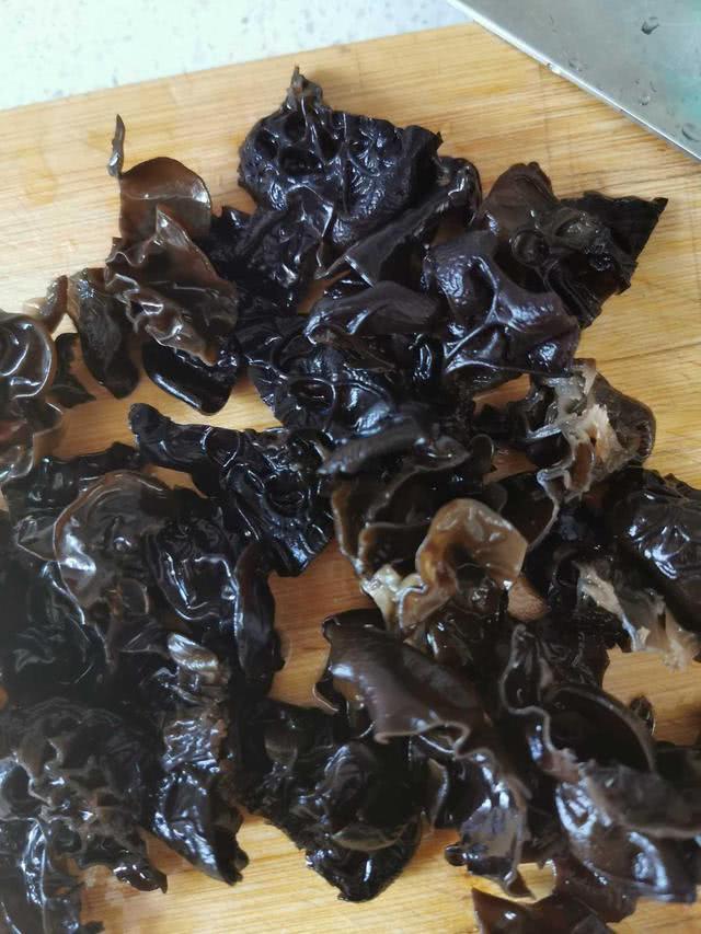 天热，这种“天热*眠药安**”隔天吃一点，晚上睡觉无梦不出汗！