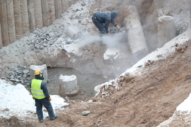 玻璃制品和塑料制品区别幼儿园,玻璃和塑料装食品哪个危害大