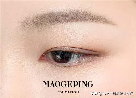 眼妆怎么画显大又干净单眼皮内双,没有内双的单眼皮怎么画眼妆