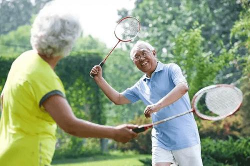 秋色宜人是指什么,秋色怡人解释