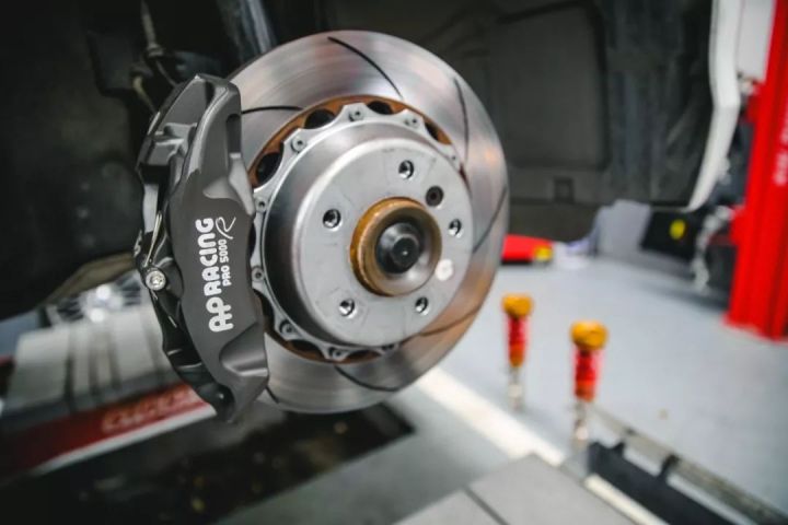 宝马330i与奥迪45tfsi测评,宝马330i四驱百公里加速实测