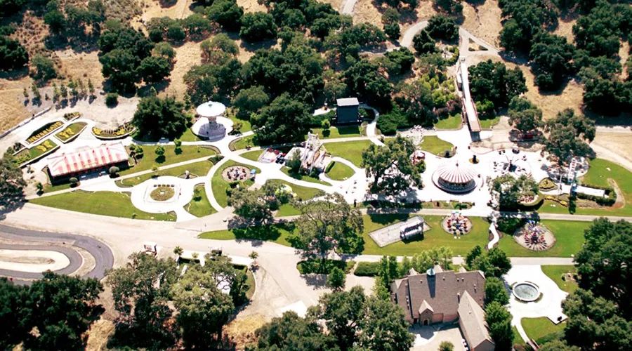 迈克尔杰克逊和科比有可比性吗,迈克尔杰克逊对科比的评价