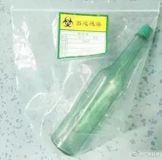 神操作！东莞阿叔将18cm长玻璃瓶塞进肛门...