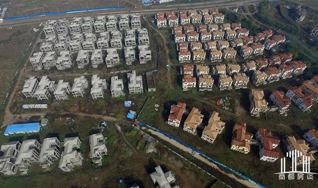 郑州可以看到湖的全景房,郑州周边人工湖景区有哪些