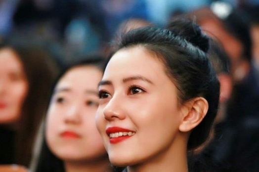 鼻梁高但不精致如何调整,塌鼻梁如何拯救侧颜