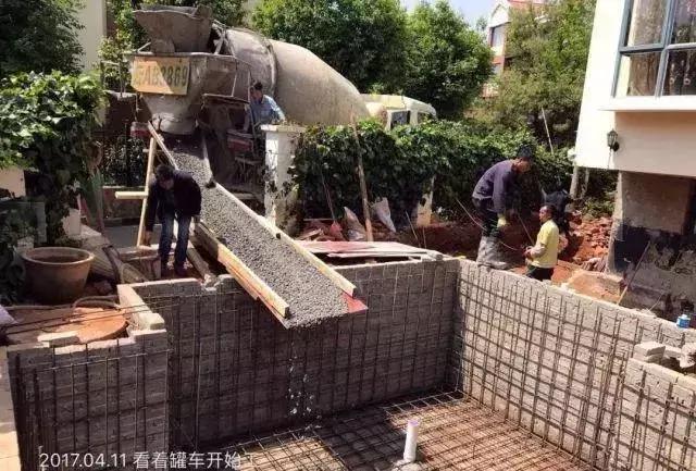 小院锦鲤鱼池建造全过程,自己建造庭院锦鲤鱼池