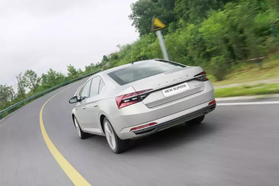 斯柯达新速派试驾,试驾斯柯达速派旅行