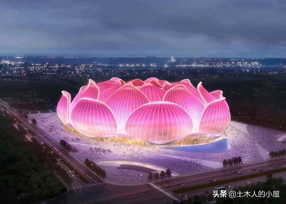 许家印策划,许家印建设世纪足球场