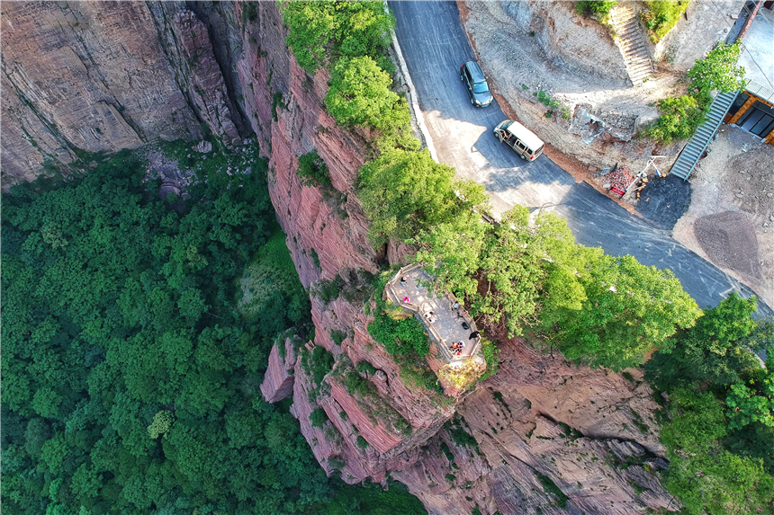 太行山古村落全景图,太行山古老村落